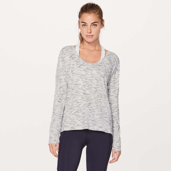 lululemon athletica Tops - LULULEMON ATHLETICA Meant to Move Long Sleeve size 4 Tiger Space Dye black white